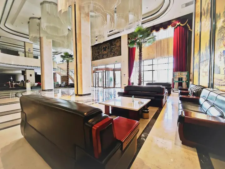Джин-Чжоу: Zhengda International Hotel