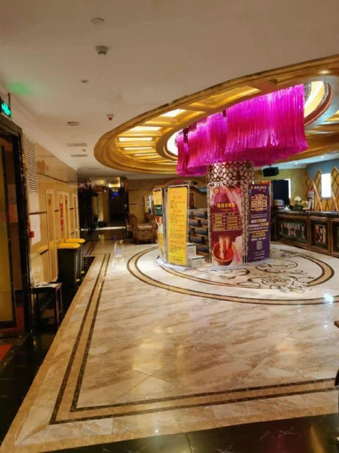 Джин-Чжоу: Zhengda International Hotel