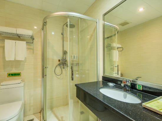 Чанчжоу: New Knight Royal Hotel (Changzhou Yancheng University Town)