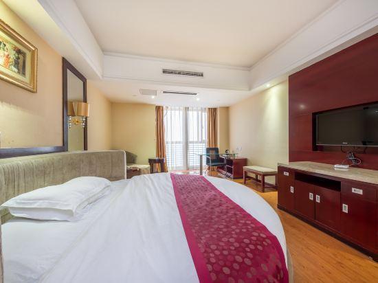 Чанчжоу: New Knight Royal Hotel (Changzhou Yancheng University Town)
