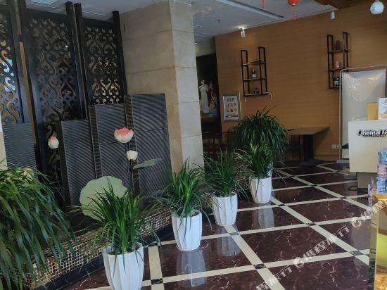 Jiutian International Hotel — фото 1