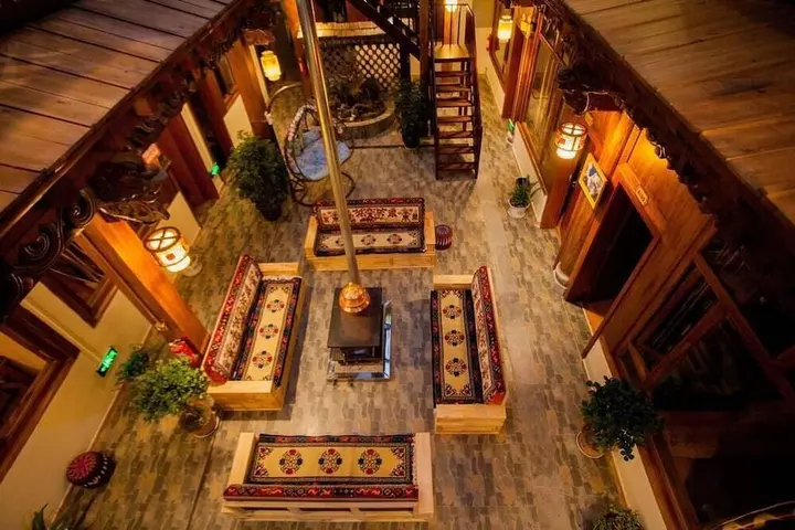 Шангри-Ла: Guyue Boutique Hotel