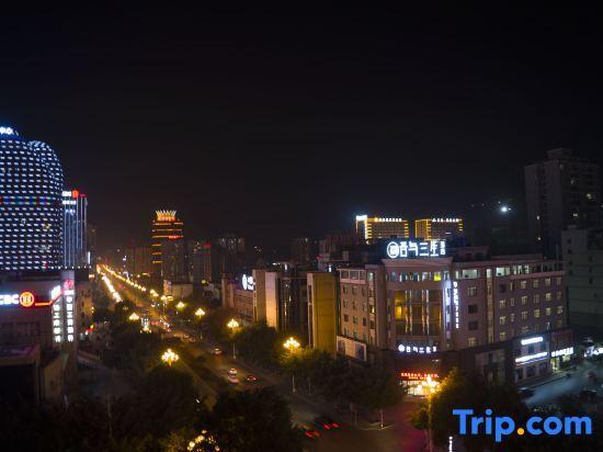 Синъи: Wo Yu San Sheng Hotel