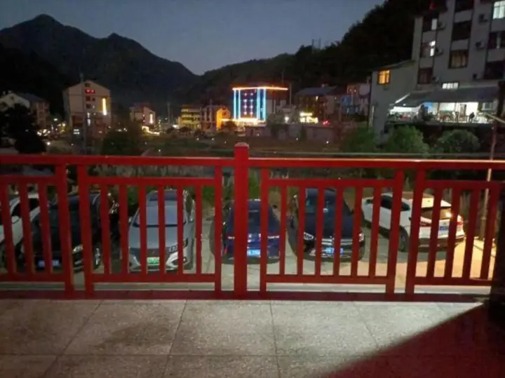 Ханчжоу: Xiaoqiao Liushui Farmhouse