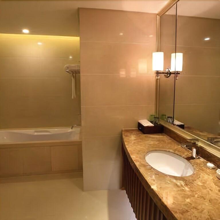 Шаоян: Hong Ji Hua Tian Hotel