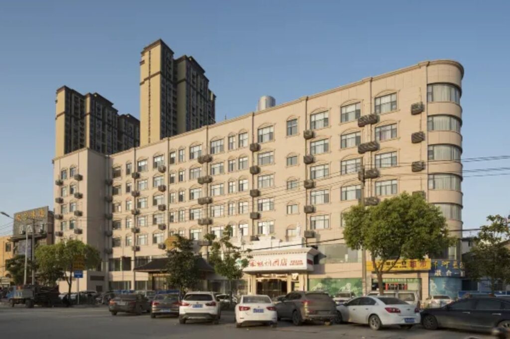 Ухань: Vienna Hotel