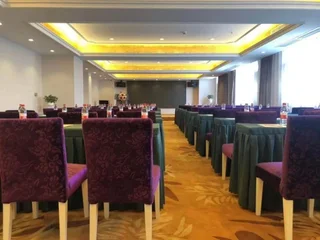 Ухань: Vienna Hotel