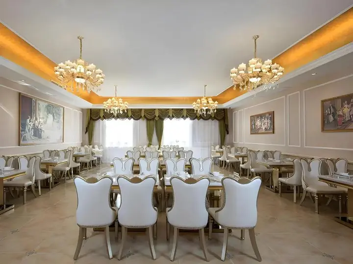 Ухань: Vienna Hotel
