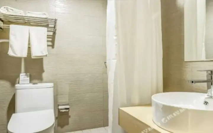 Харбин: Home Inn Plus (Harbin Central Street)
