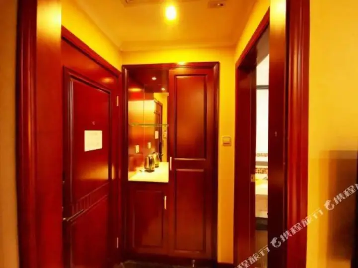 Наньчан: Tengwangge Hotel