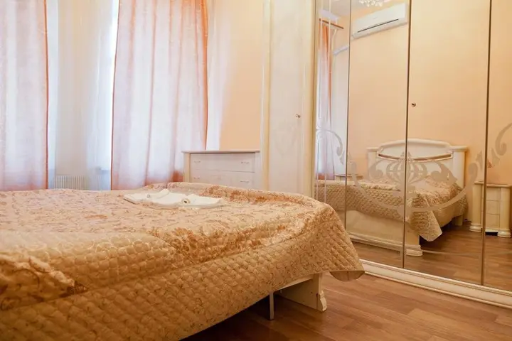 City Realty Central Apartments At Triumphal Square — фото 3