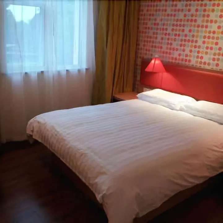 Ханчжоу: Home Inn (Hangzhou East Railway Station West Square Xinfeng Road)