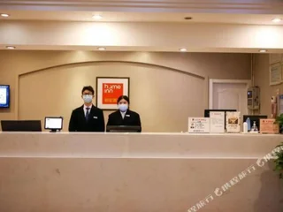 Ухань: Home Inn (Wuhan Guanggu Avenue Media and Communications College)