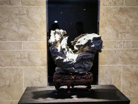 Уси: P & E Hotel (Wuxi New District Xinzhicheng)