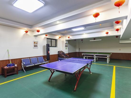 Цзиньчжун: Jintai Business Hotel