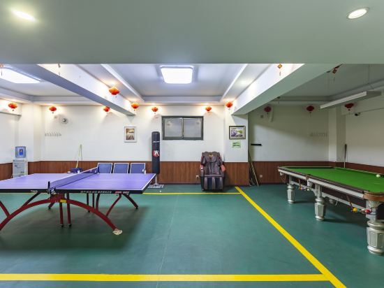 Цзиньчжун: Jintai Business Hotel