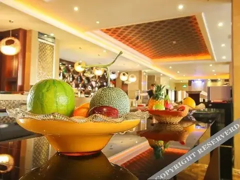 Цюнхай: Coconut Rhyme Golden Dragon Hotel (Qionghai Yinhai Road Flagship)