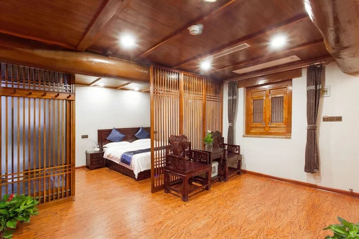 Цзиньчжун: Cheng Rui Han Hotel