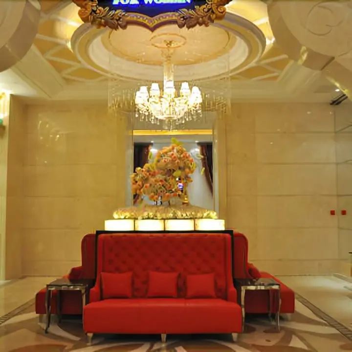 Чжэнчжоу: Oriental Venice Water World Hotel