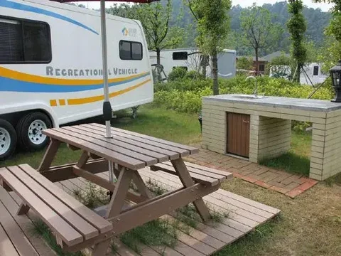Хуаншань: To Journey Huangshan Camping