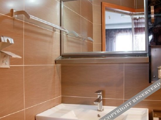 Чжоушань: Zhoushan Shanmaoge Hostel
