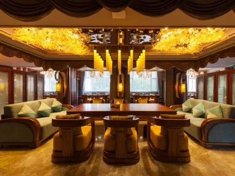 Наньчун: Gold Dragon Hotel