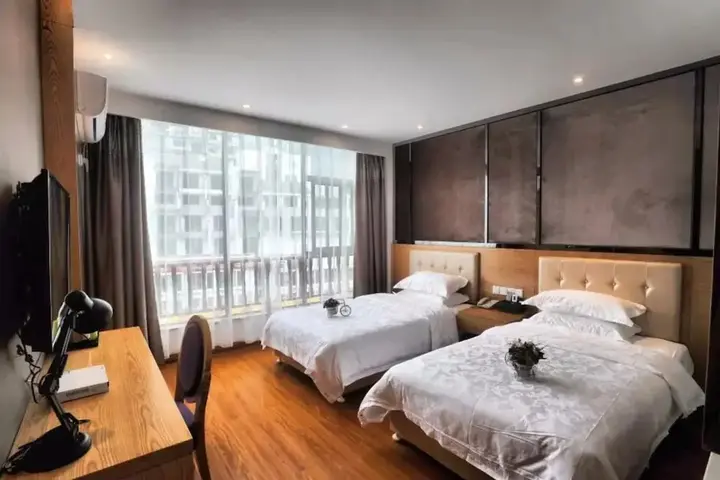 Хуаншань: Huangshan Zuixiang Theme Hotel