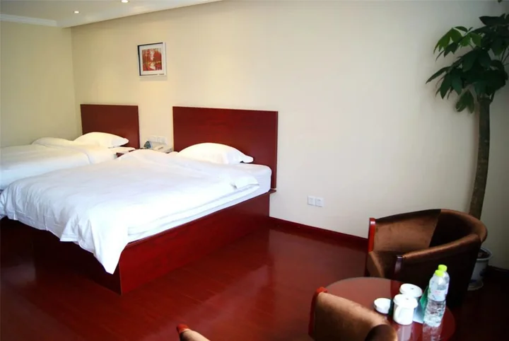 Харбин: GreenTree Inn Haerbin City Nangang Railway Station Jianzhu Street Expr