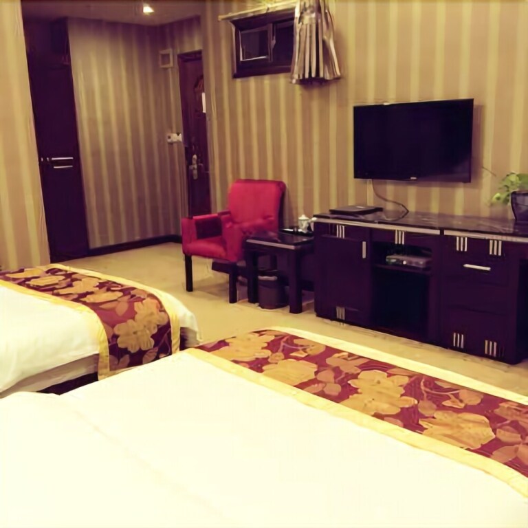 carousel image 3