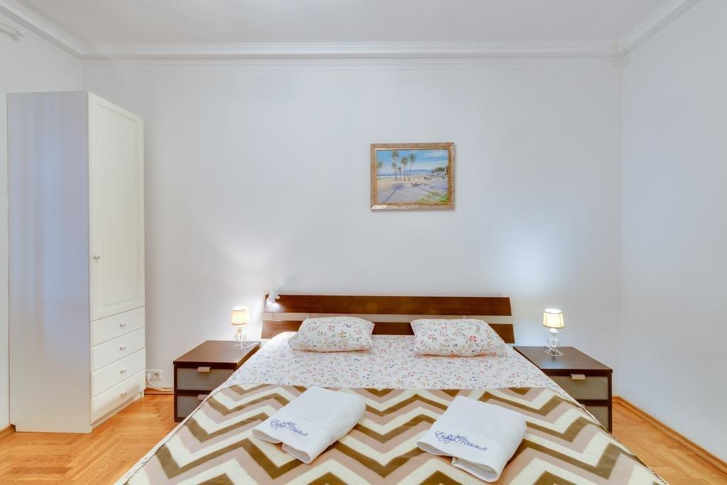 Москва: EnjoyMoscow Pushkin & Red Square Apartments