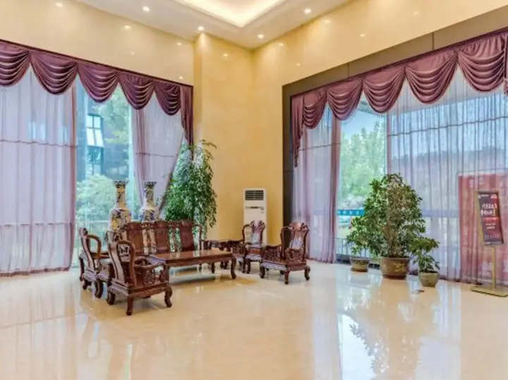 Луань: S.devons International Hotel