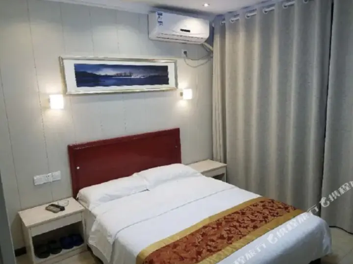 Ичан: Changcheng Hotel