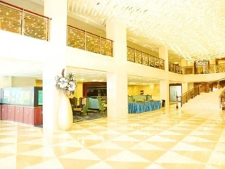 Синин: Junlan Borui Hotel