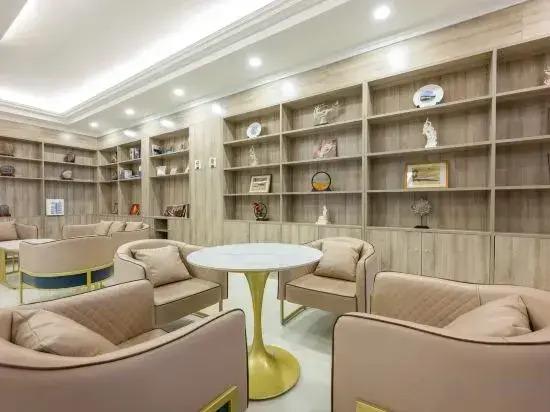 Цзюцюань: Starway Dunhuang Runze Hotel