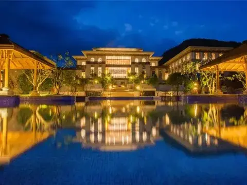 Цзуньи: Guizhou Hotel