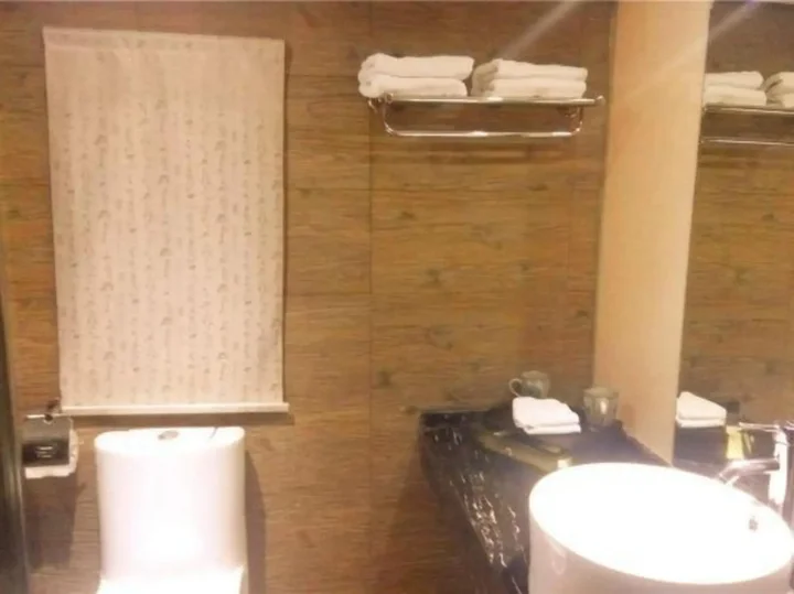 Шаоян: Shunfeng 123 Business Hotel