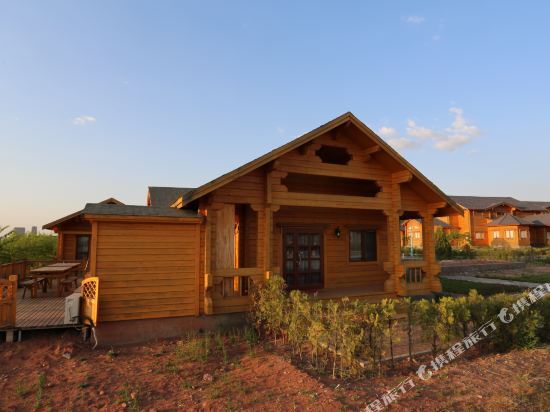 Ордос: Honghaizi Muwu Holiday Hotel