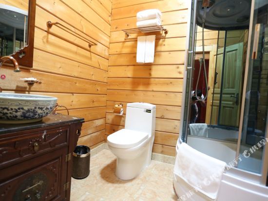 Ордос: Honghaizi Muwu Holiday Hotel