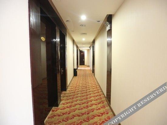 Наньчан: Xingyue Business Hotel