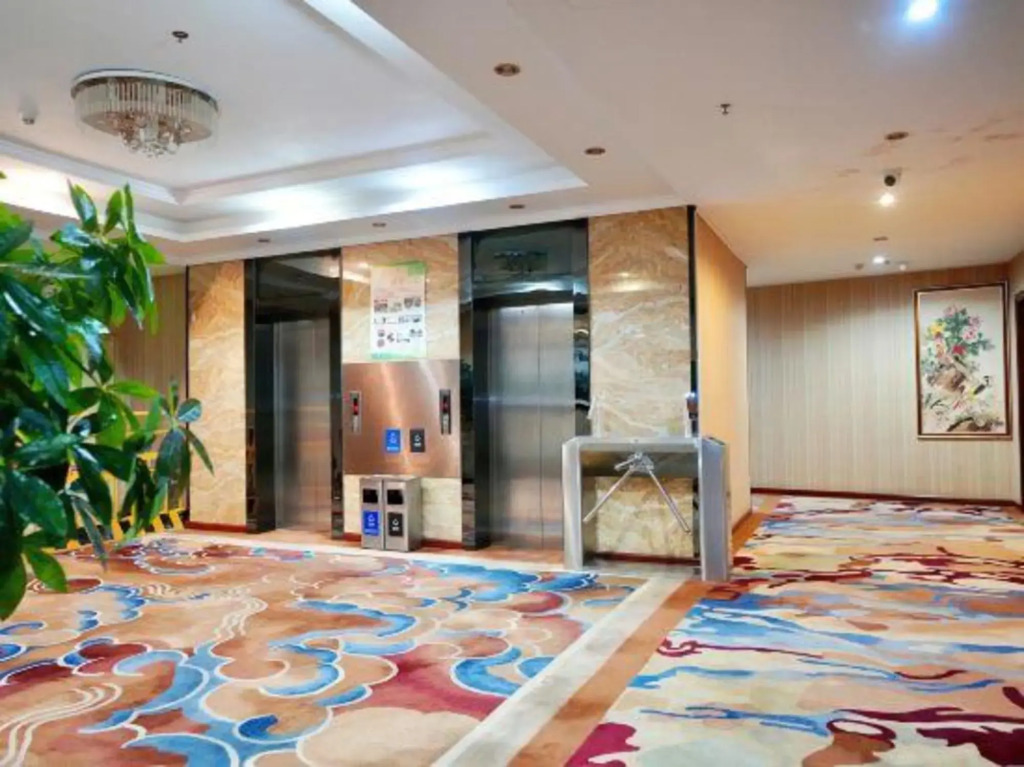 Гуанчжоу: LiGang Hotel