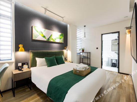 Циндао: Qingdao 33days Hotel