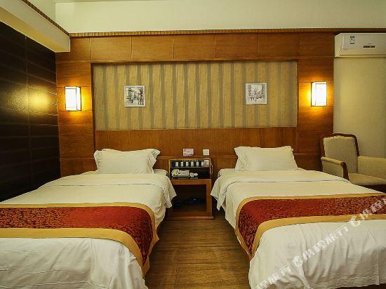 Цюнхай: Haoma Business Hotel