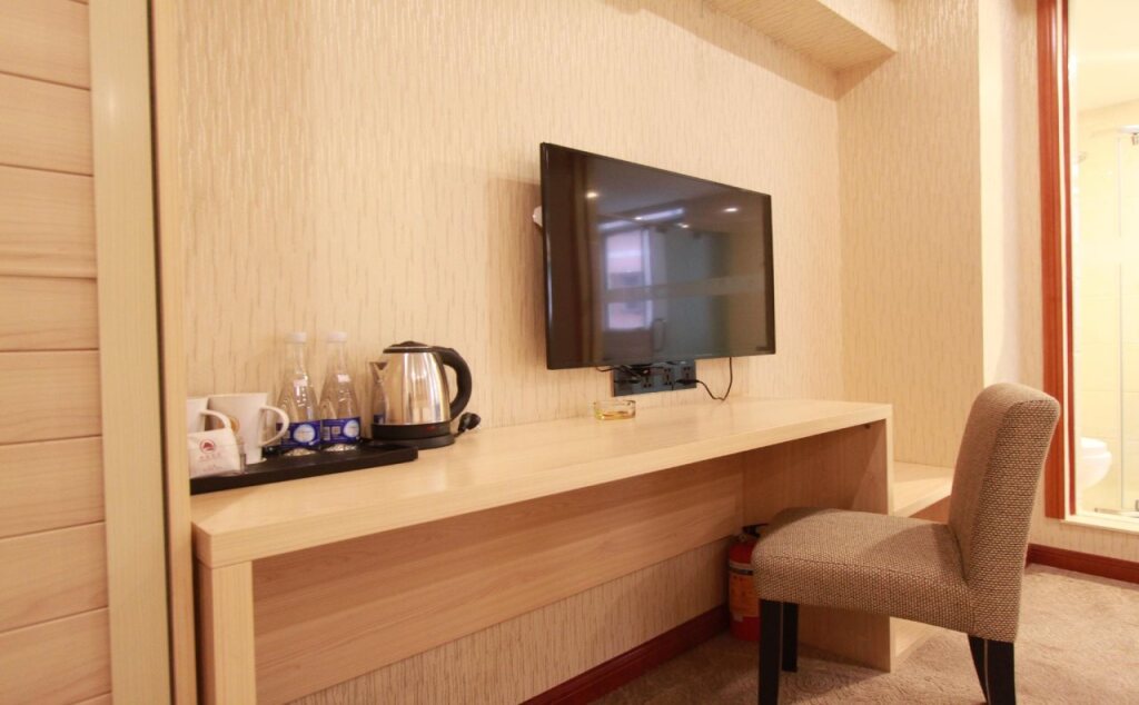 Джиангме: SB Junying Hotel