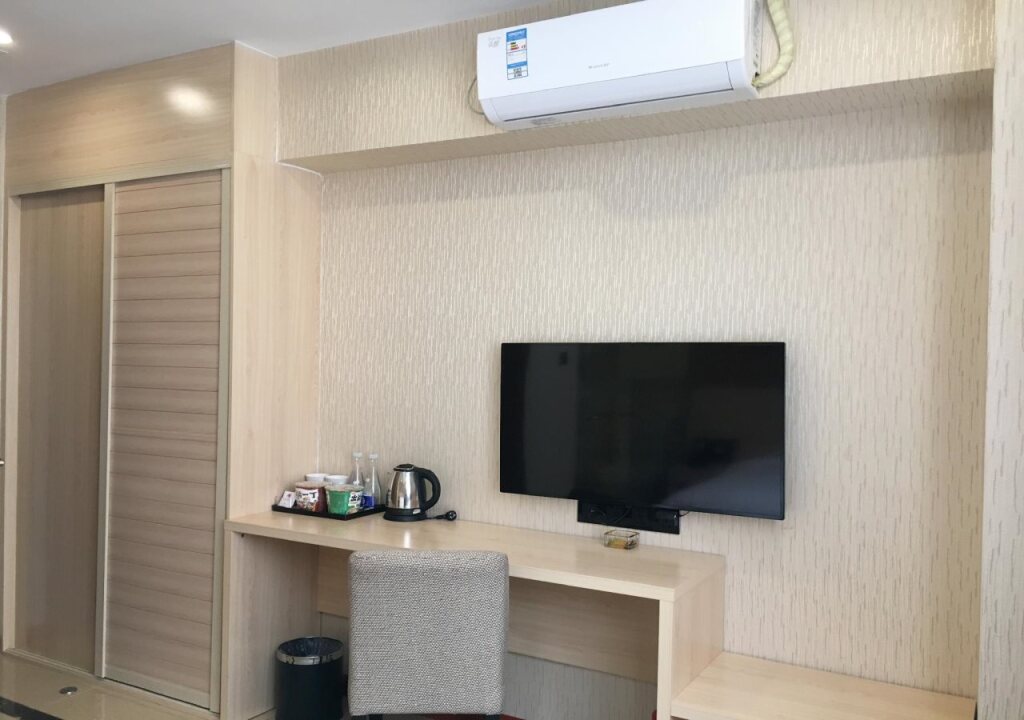 Джиангме: SB Junying Hotel
