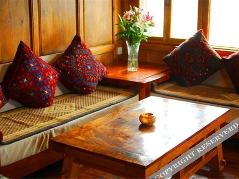Шангри-Ла: Gesang Meiduo Inn