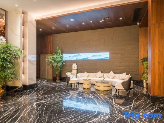 Пинсян: Tian'e Fashion Hotel