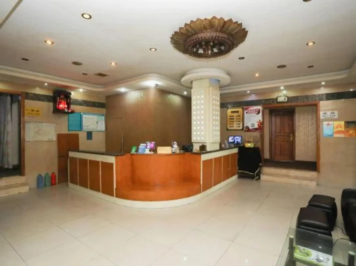 Нинбо: Jinnian Hotel