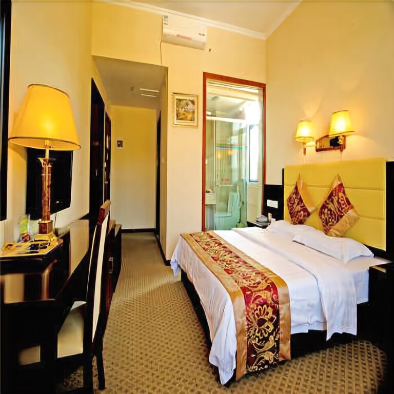 Eshan Hotel — фото 1