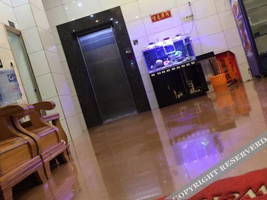 Янгиианг: Sanshun Inn