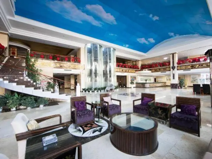 Хуаншань: Vienna Classic Hotel (South Gate of Mount Huang Scenic Area)